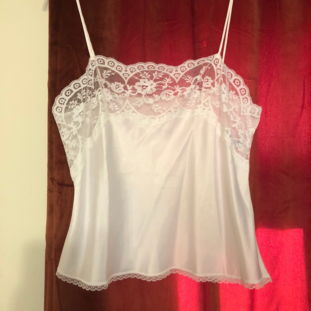 vintage lacey white tank top